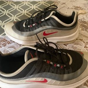 Kids Nike Airmax sneakers